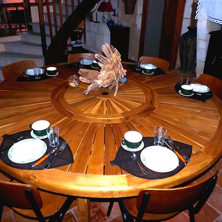 Bed and Breakfast La Girondine Galgon Екстер'єр фото