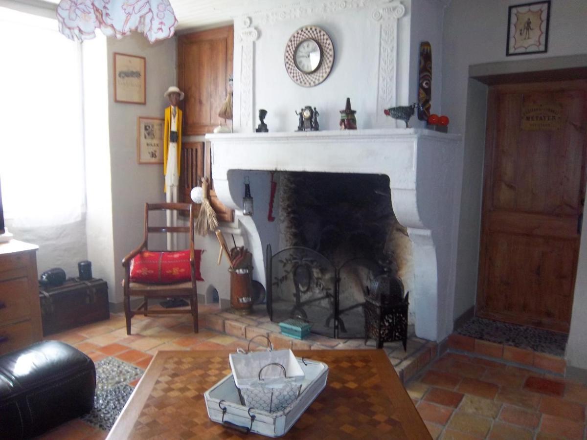 Bed and Breakfast La Girondine Galgon Екстер'єр фото