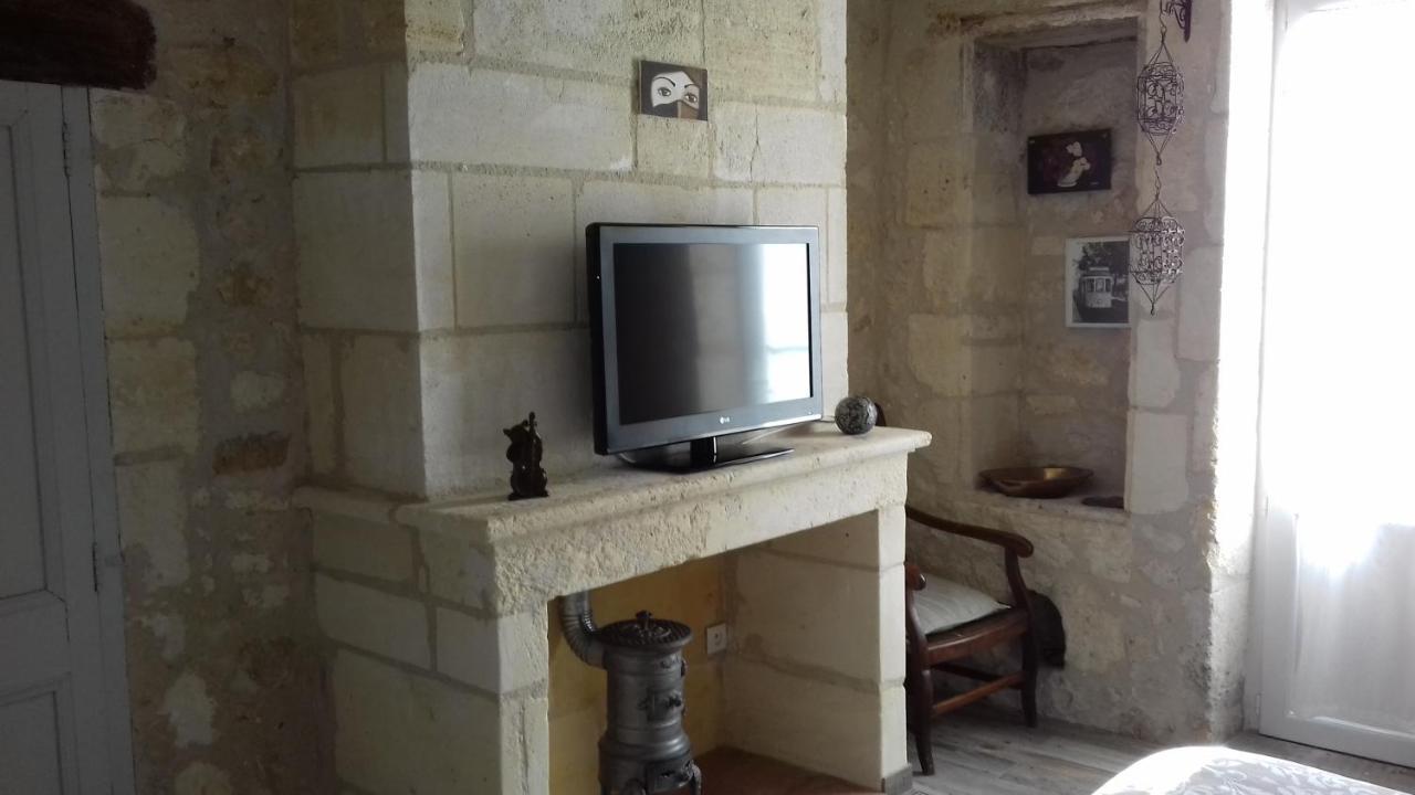 Bed and Breakfast La Girondine Galgon Екстер'єр фото