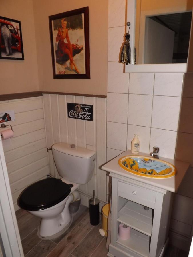 Bed and Breakfast La Girondine Galgon Екстер'єр фото