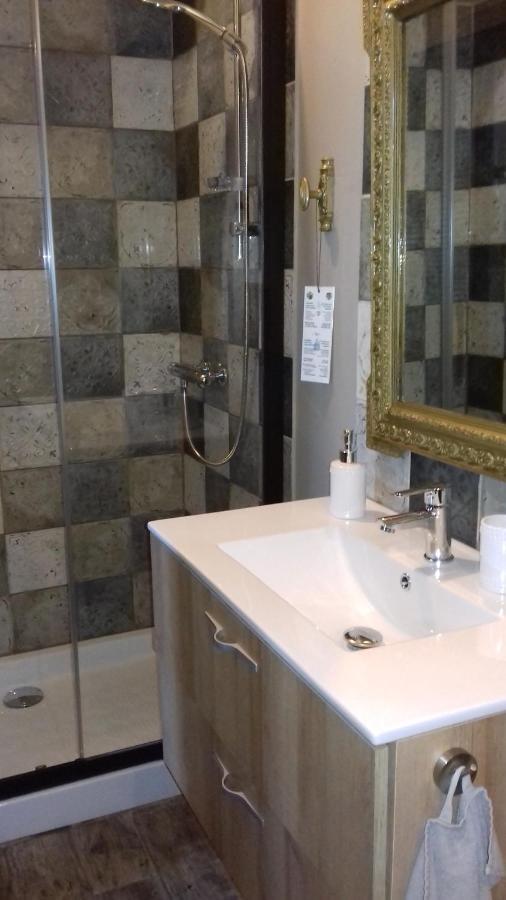 Bed and Breakfast La Girondine Galgon Екстер'єр фото