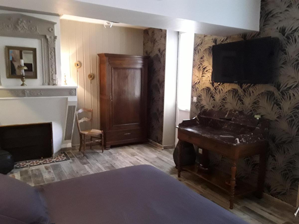 Bed and Breakfast La Girondine Galgon Екстер'єр фото