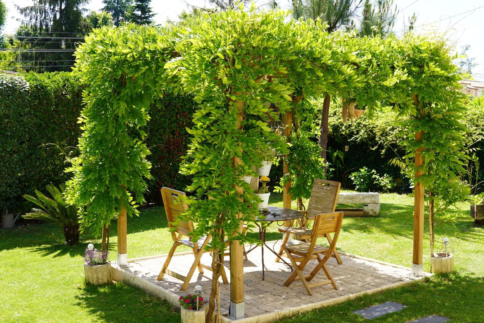 Bed and Breakfast La Girondine Galgon Екстер'єр фото